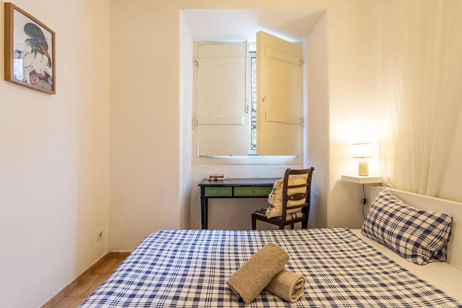 3 Bedroom Apartment Close To The Castle Лиссабон Португалия