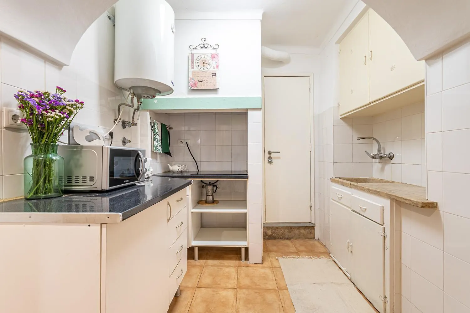 3 Bedroom Apartment Close To The Castle 리스본 0*,